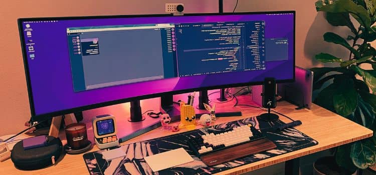 The Best Programmer Desk Setup (Ultimate Guide) – Simple Programmer ...